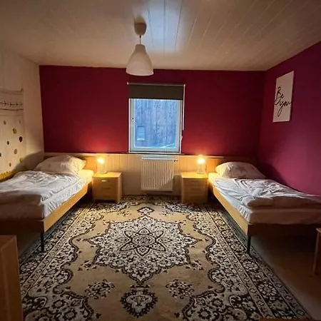 Apartment Monteure, Ganzes Haus, Schwarzheide, Haus 1