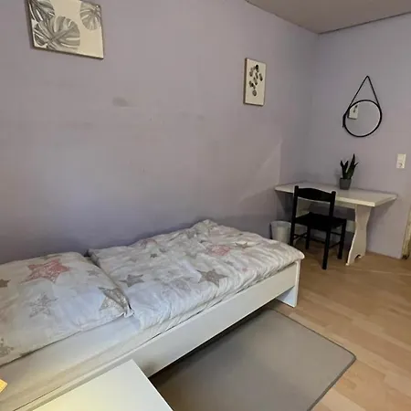 Apartment Monteure, Ganzes Haus, Schwarzheide, Haus 1