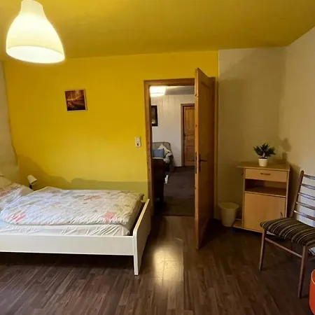 Monteure, Ganzes Haus, Schwarzheide, Haus 1 *