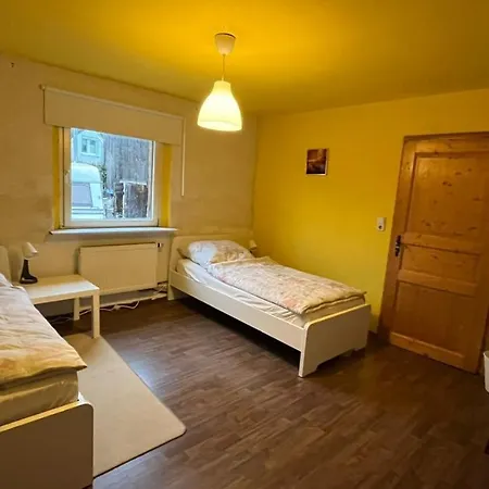 Monteure, Ganzes Haus, Schwarzheide, Haus 1 * Schwarzheide