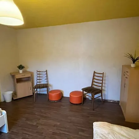 Monteure, Ganzes Haus, Schwarzheide, Haus 1 *