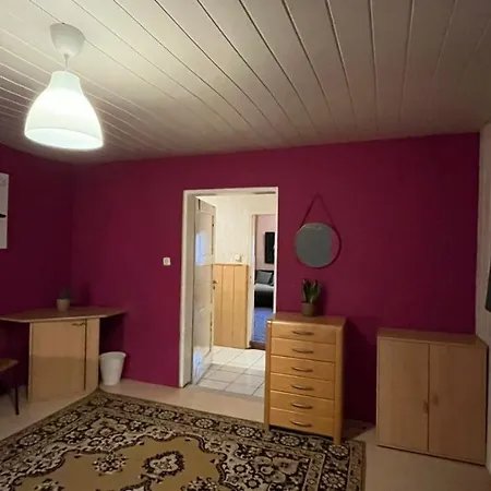 Monteure, Ganzes Haus, Schwarzheide, Haus 1 Apartment Schwarzheide