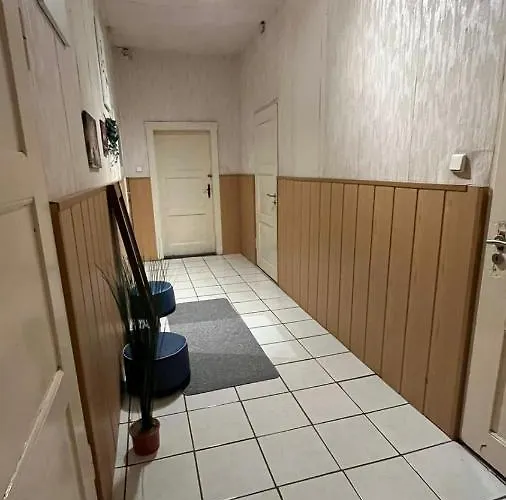 Monteure, Ganzes Haus, Schwarzheide, Haus 1 Διαμέρισμα *