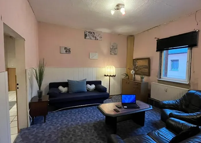 Monteure, Ganzes Haus, Schwarzheide, Haus 1 * Schwarzheide