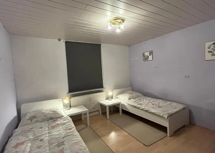 Monteure, Ganzes Haus, Schwarzheide, Haus 1 Διαμέρισμα Schwarzheide