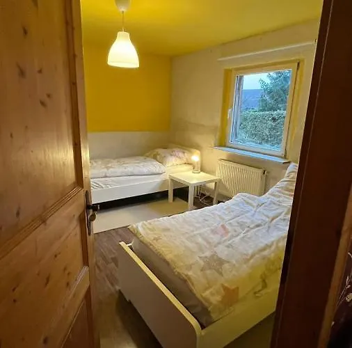 Monteure, Ganzes Haus, Schwarzheide, Haus 1 Διαμέρισμα Schwarzheide