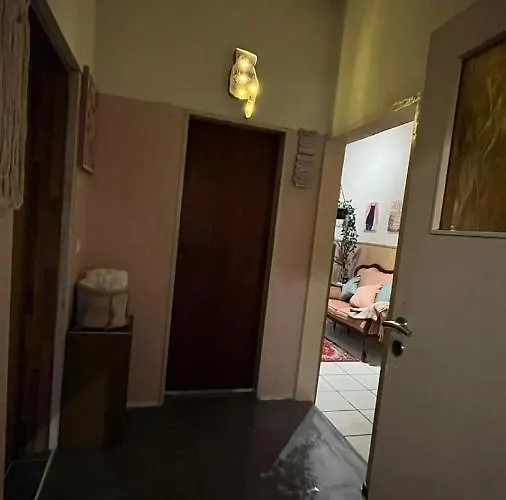 Monteure, Ganzes Haus, Schwarzheide, Haus 1 Διαμέρισμα *